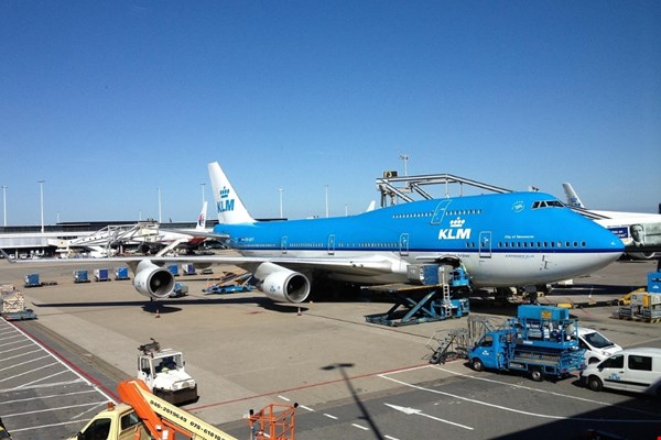 Hoe vind je een betaalbare taxi naar Schiphol?